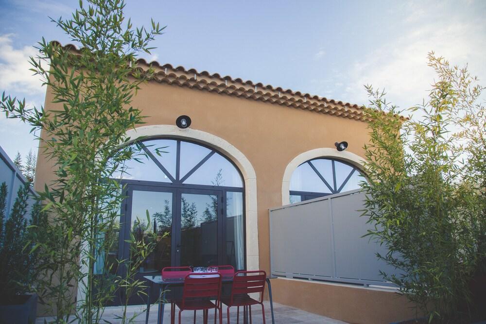 Le Mazet Des Chutes Holiday home Graveson